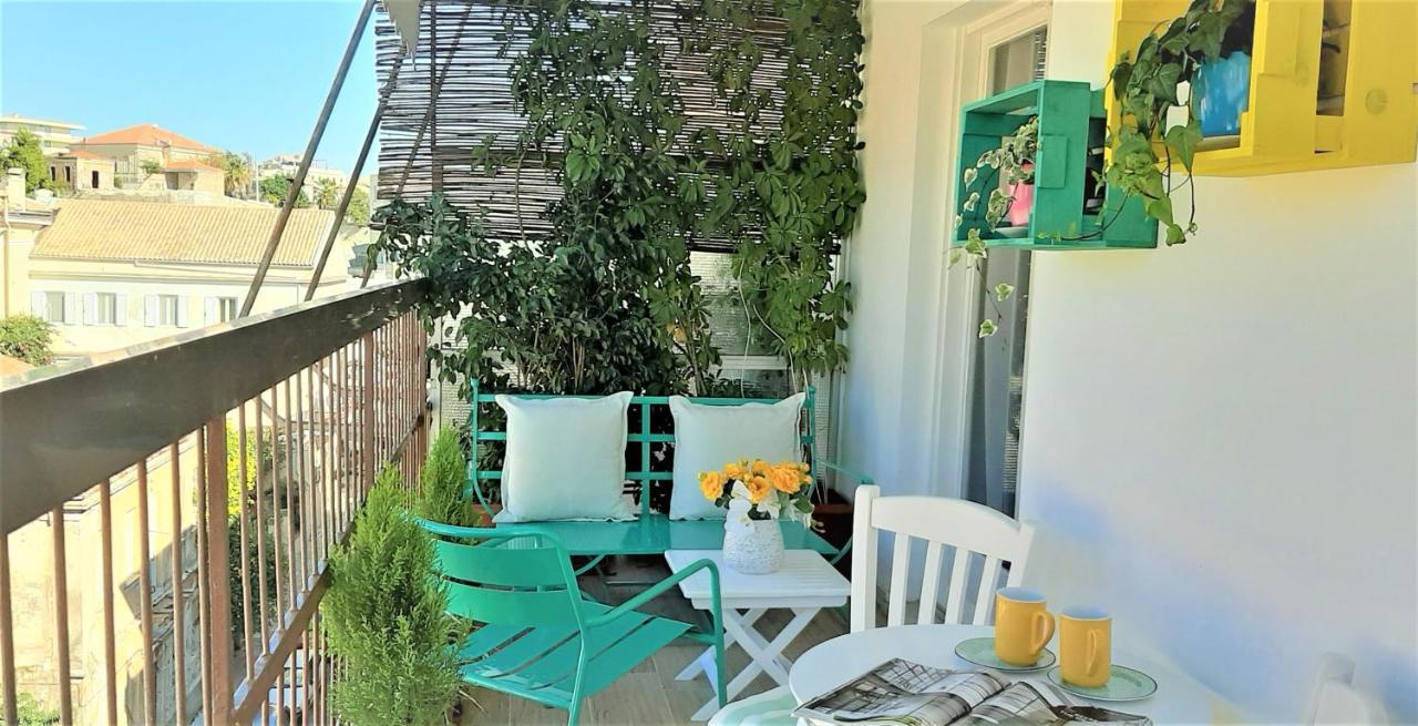 Aay- Best Corfu Town & Sea Apart 2Bedroom Renovated + Lift / Comfy&Design+Wifi 외부 사진