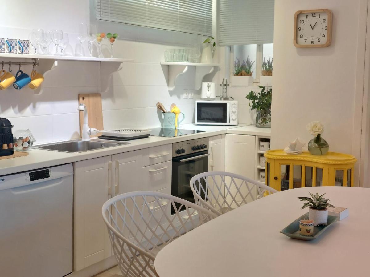 Aay- Best Corfu Town & Sea Apart 2Bedroom Renovated + Lift / Comfy&Design+Wifi 외부 사진