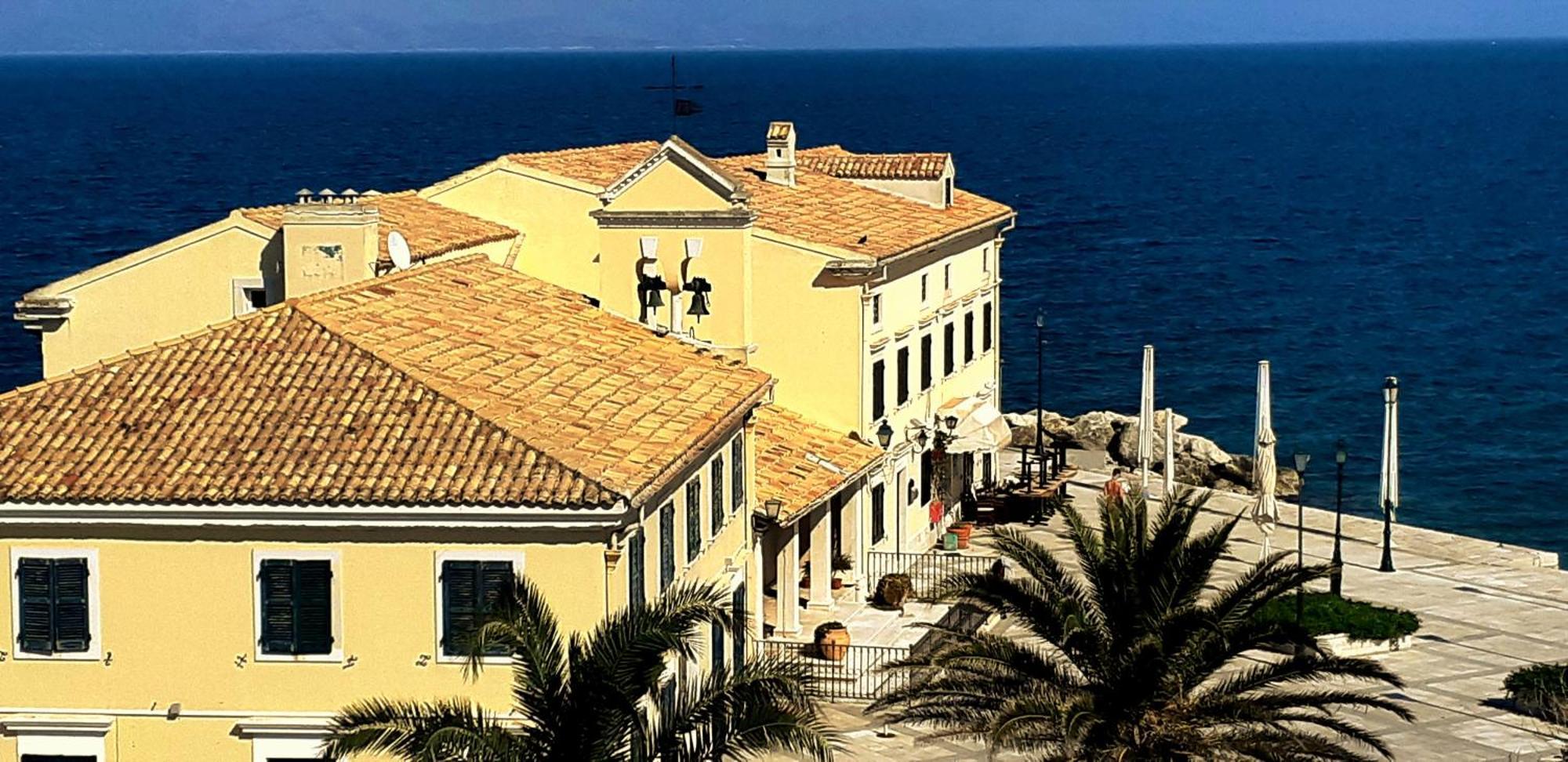 Aay- Best Corfu Town & Sea Apart 2Bedroom Renovated + Lift / Comfy&Design+Wifi 외부 사진