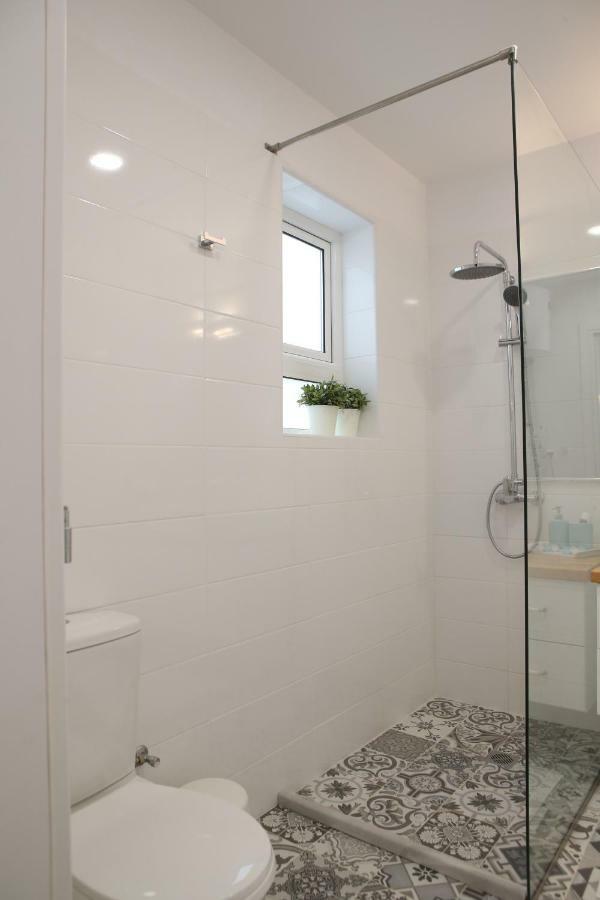 Aay- Best Corfu Town & Sea Apart 2Bedroom Renovated + Lift / Comfy&Design+Wifi 외부 사진